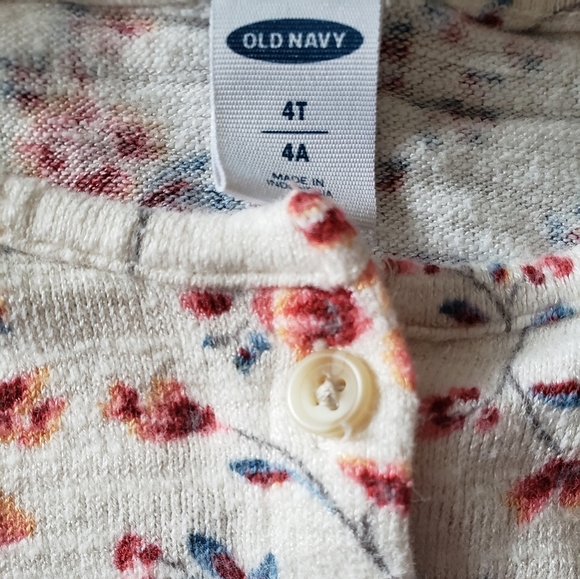 Old navy toddler floral long sleeve 4T - Picture 2 of 2